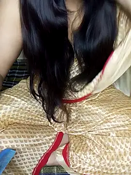 Snapshot of Kushi_Sharmaa chatting on February 12, 2026, 5:07 am Kushi Sharmaa online show from February 12, 2026, 5:07 am