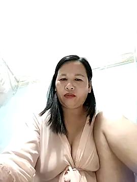 Snapshot of Clinic_139 chatting on April 19, 2026, 6:21 pm Clinic 139 online show from April 19, 2026, 6:21 pm