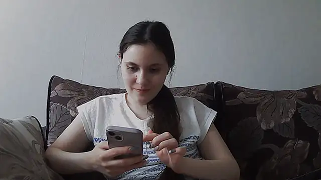 Snapshot of LanaLive chatting on March 2, 2026, 10:11 am LanaLive online show from March 2, 2026, 10:11 am