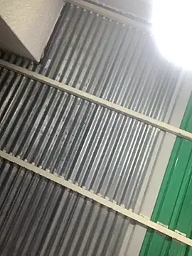 Creamy bitchxxx online show from April 21, 2026, 9:10 pm