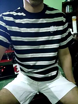 Sexyboy150196 online show from May 19, 2026, 2:24 pm
