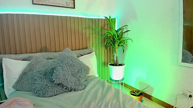 IndieMiller online show from April 11, 2026, 12:53 pm