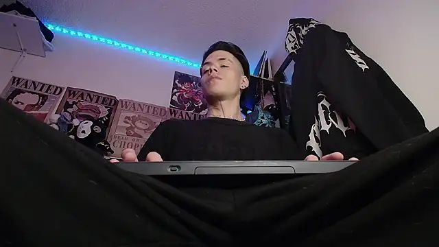 Snapshot of Anhony_Muscle chatting on February 23, 2026, 6:52 pm Anhony Muscle online show from February 23, 2026, 6:52 pm