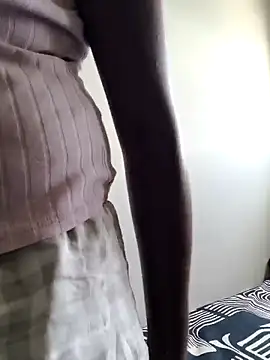 Snapshot of princess-boobz chatting on February 18, 2026, 8:55 am princess-boobz online show from February 18, 2026, 8:55 am