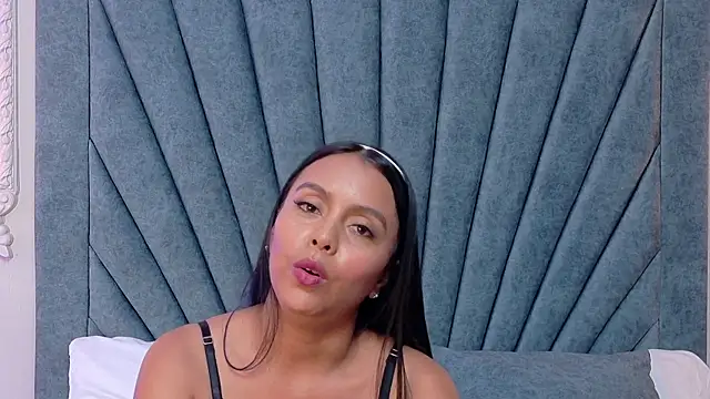 Celeste-Brown- online show from January 12, 2026, 8:15 pm