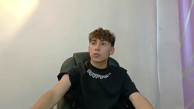 Liam Noxx online show from January 8, 2026, 8:59 pm