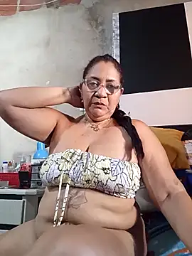 Sammylatinaxxx online show from May 13, 2026, 6:59 pm