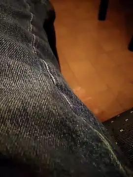 Snapshot of Sweet_Daddy_John chatting on February 12, 2026, 11:48 pm Sweet Daddy John online show from February 12, 2026, 11:48 pm