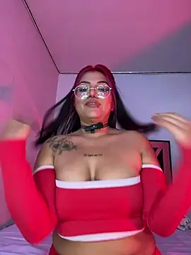 queen of you heart online show from February 2, 2026, 9:58 pm