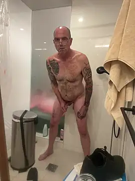 Snapshot of 8plus4u2 chatting on January 12, 2026, 5:14 am 8plus4u2 online show from January 12, 2026, 5:14 am