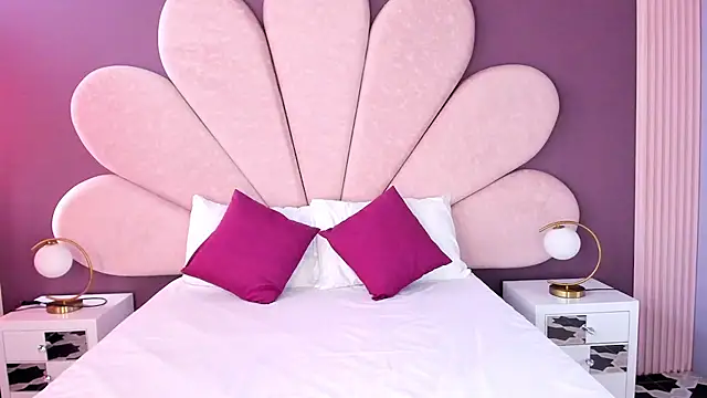 LolaGray   online show from February 20, 2026, 2:52 pm