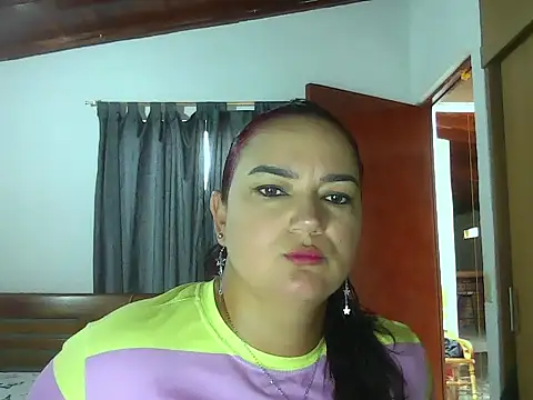 Snapshot of Roja_tentacion chatting on May 16, 2026, 5:01 pm Roja tentacion online show from May 16, 2026, 5:01 pm