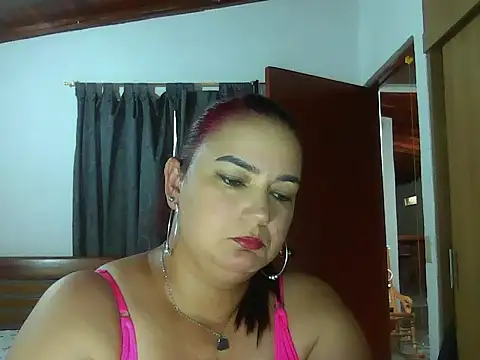 Snapshot of Roja_tentacion chatting on May 17, 2026, 8:42 pm Roja tentacion online show from May 17, 2026, 8:42 pm