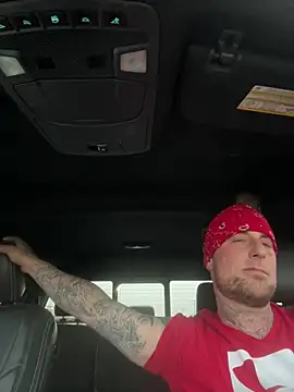 WIDBIGWHITECOCK online show from April 4, 2026, 10:38 pm