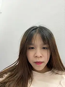 Snapshot of Lyli-122 chatting on January 9, 2026, 11:06 am Lyli-122 online show from January 9, 2026, 11:06 am