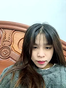 Snapshot of Lyli-122 chatting on January 10, 2026, 2:18 am Lyli-122 online show from January 10, 2026, 2:18 am