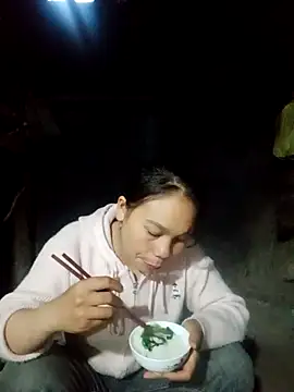 vanvan005 online show from March 9, 2026, 11:41 pm