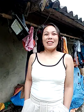 vanvan005 online show from May 20, 2026, 2:08 am