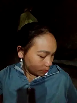 vanvan005 online show from March 2, 2026, 12:01 pm