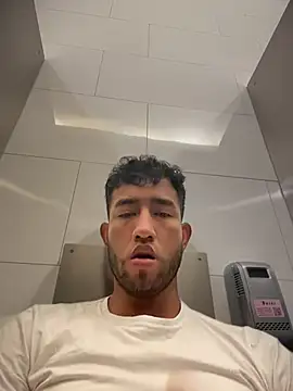 liam bronw online show from May 12, 2026, 4:24 pm
