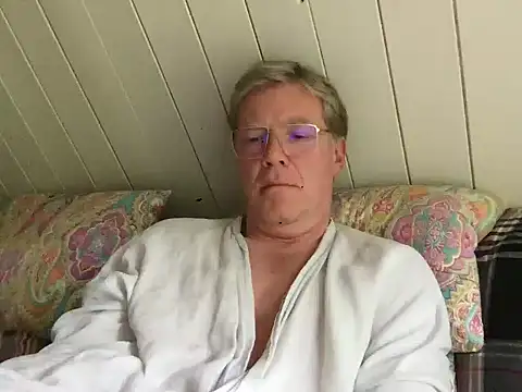Snapshot of abibull chatting on May 16, 2026, 8:46 am abibull online show from May 16, 2026, 8:46 am