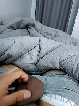 Snapshot of Mustastifano chatting on January 8, 2026, 9:54 pm Mustastifano online show from January 8, 2026, 9:54 pm