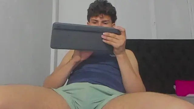 camilo model online show from May 18, 2026, 5:45 am