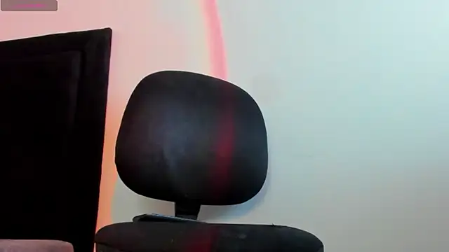 Snapshot of camilo_model chatting on March 10, 2026, 6:06 am camilo model online show from March 10, 2026, 6:06 am