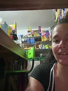 lannabellx online show from May 18, 2026, 1:39 am