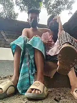 Snapshot of queenneha69 chatting on March 28, 2026, 5:19 am queenneha69 online show from March 28, 2026, 5:19 am