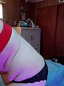 Snapshot of ovfem69 chatting on February 28, 2026, 7:02 pm ovfem69 online show from February 28, 2026, 7:02 pm