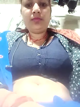 Hot hiuj online show from February 18, 2026, 7:43 pm