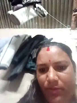 Hot hiuj online show from February 13, 2026, 8:53 pm