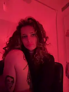 Snapshot of paranoidbimbo chatting on March 4, 2026, 3:20 pm paranoidbimbo online show from March 4, 2026, 3:20 pm