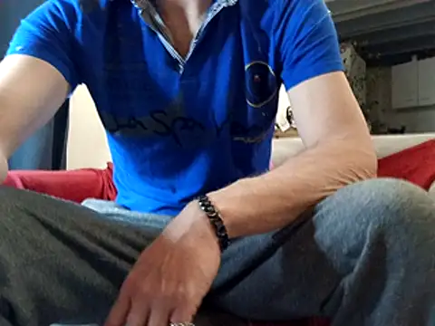 chrisopen07 online show from February 5, 2026, 5:53 pm