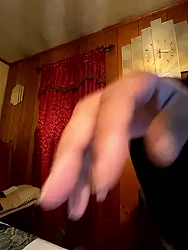 mrsparker1984 online show from January 18, 2026, 11:13 am