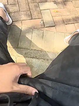 lvjinshun147 online show from February 7, 2026, 5:04 am