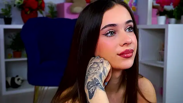 Ava Solis online show from January 31, 2026, 8:07 pm