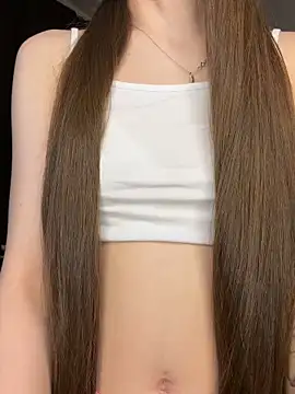 SkylineBliss online show from March 22, 2026, 3:10 am