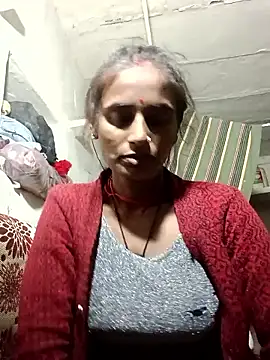 Snapshot of Jan_692 chatting on February 5, 2026, 12:39 am Jan 692 online show from February 5, 2026, 12:39 am