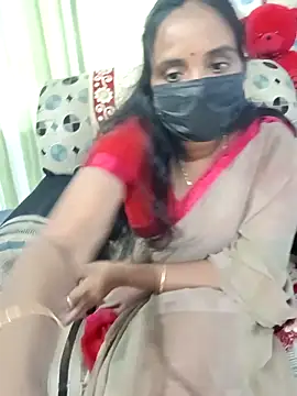 Tinarosy13 online show from February 13, 2026, 6:35 am