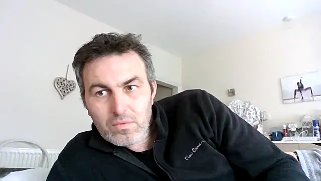 Snapshot of Hakfin666 chatting on May 10, 2026, 2:30 pm Hakfin666 online show from May 10, 2026, 2:30 pm