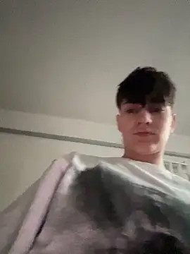 ravenryx online show from March 12, 2026, 4:22 pm