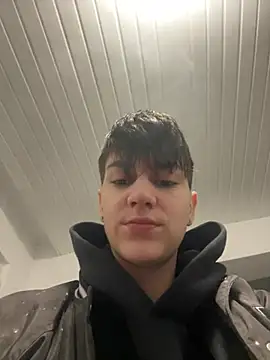 Snapshot of ravenryx chatting on January 10, 2026, 6:20 am ravenryx online show from January 10, 2026, 6:20 am