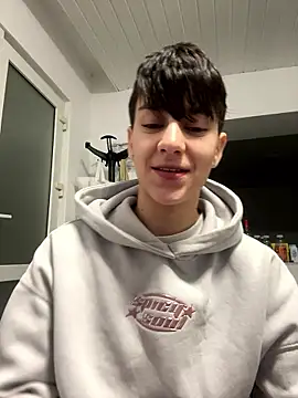 Snapshot of ravenryx chatting on January 19, 2026, 6:06 am ravenryx online show from January 19, 2026, 6:06 am