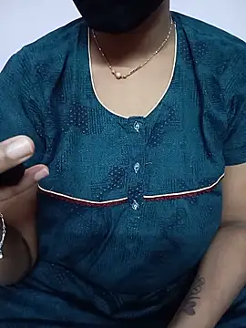 Snapshot of Ammu14399 chatting on May 11, 2026, 3:40 pm Ammu14399 online show from May 11, 2026, 3:40 pm