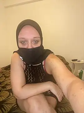 Snapshot of MuslimSexyHot chatting on February 24, 2026, 2:51 pm MuslimSexyHot online show from February 24, 2026, 2:51 pm