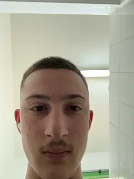 chrisst32 online show from February 1, 2026, 8:45 am