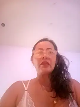 Snapshot of Salome_69 chatting on April 18, 2026, 7:18 pm Salome 69 online show from April 18, 2026, 7:18 pm