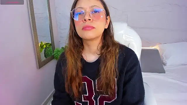 lanna 18  online show from June 26, 2026, 11:38 am